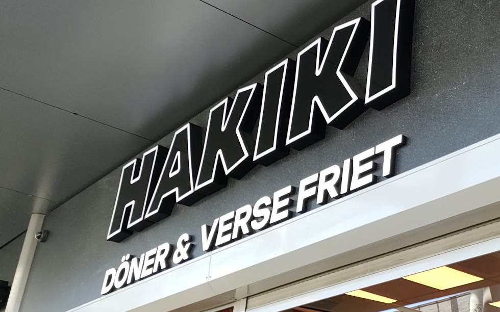 Hakiki Döner, de zaak in Winkelcentrum Woensel
